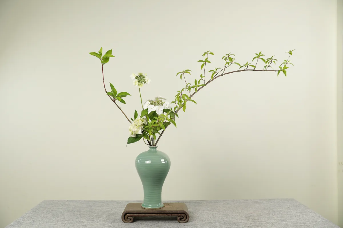 白色绣球桌花